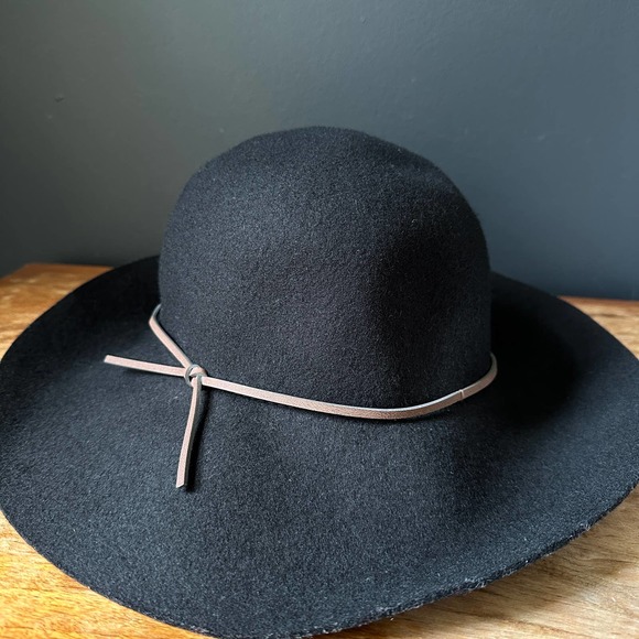 Aritzia Talula Baylis Black Wool Fedora Wide Brim Floppy Hat main image 5